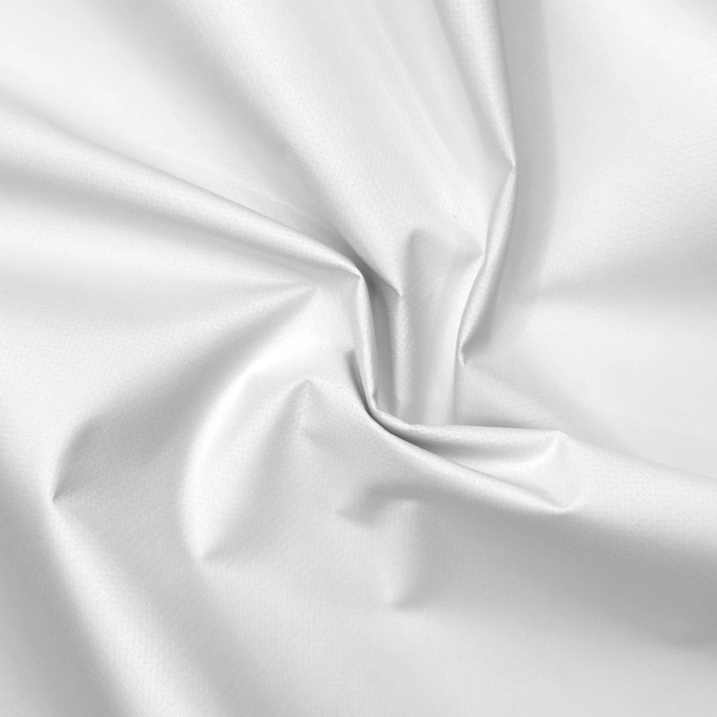 ТРЕХСЛОЙНАЯ МЕМБРАННАЯ ТКАНЬ БРИЗ R/Stop DWR PU 10K/10K 127г/м2 1,42м 100%п/э (ТРЕХСЛОЙНАЯ МЕМБРАННАЯ ТКАНЬ БРИЗ R/Stop DWR PU 10K/10K 127г/м2 1,42м 100%п/э белый)